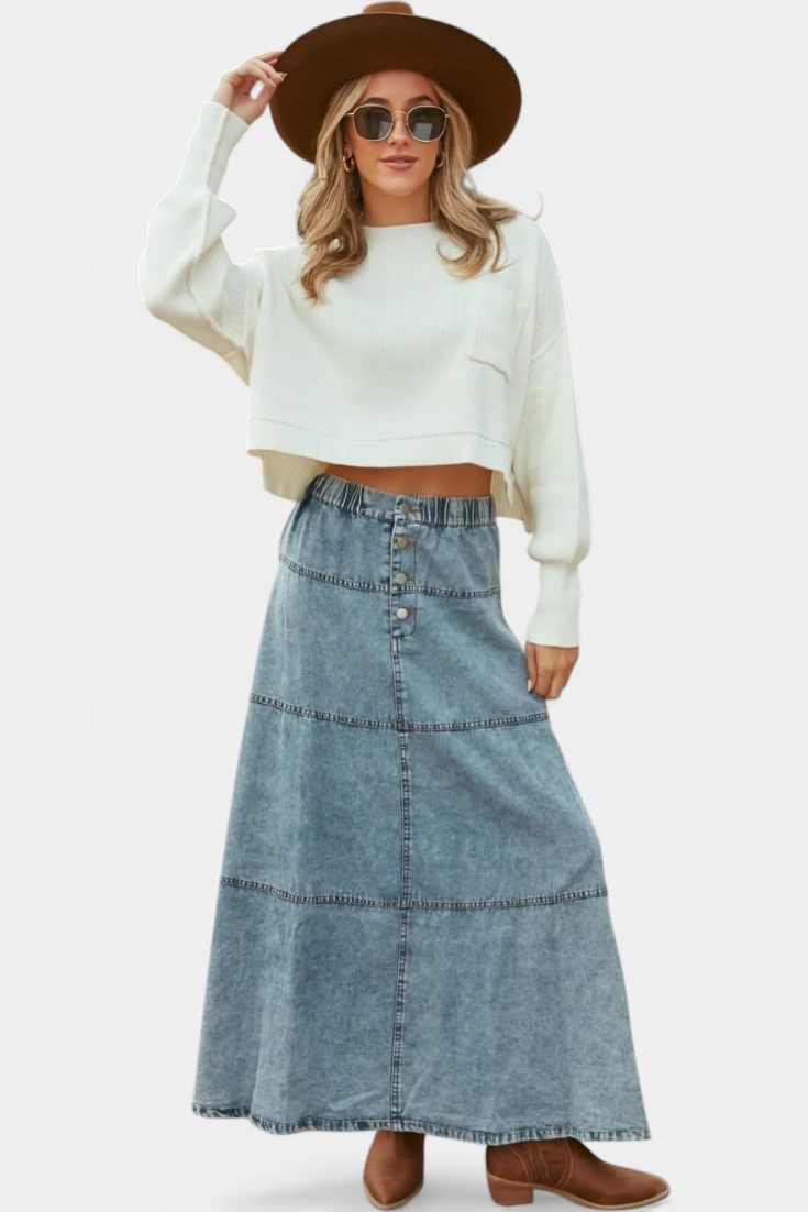 Lorena Falda Maxi Vaquera Con Pluma Y Costuras Marcadas