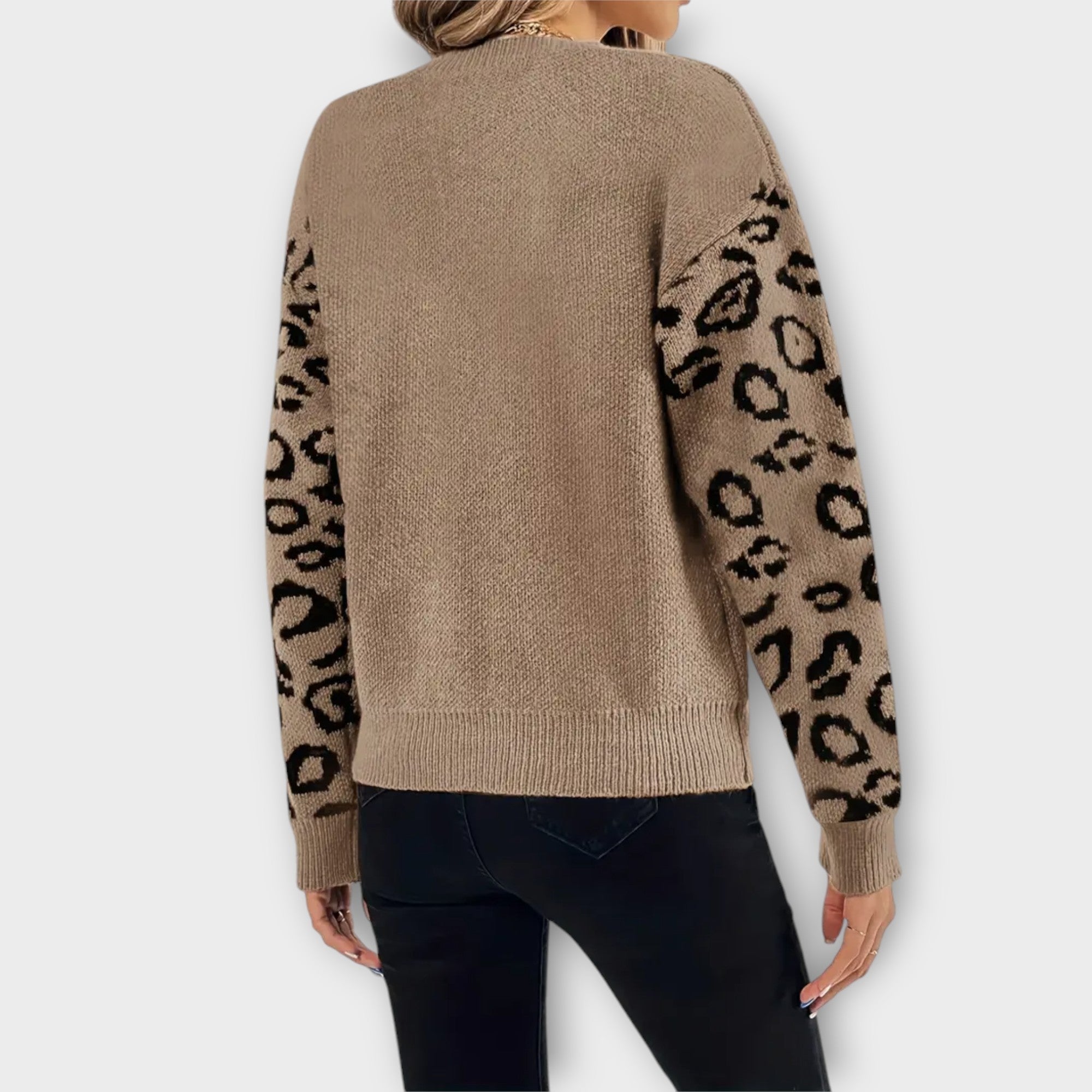 Elena Suéter Mujer Estampado Leopardo Gris Rosa Moderno