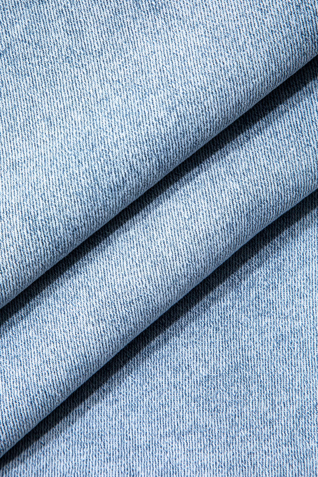 Evelyn Jeans Rectos Rasgados Con Rhinestones Desgastados