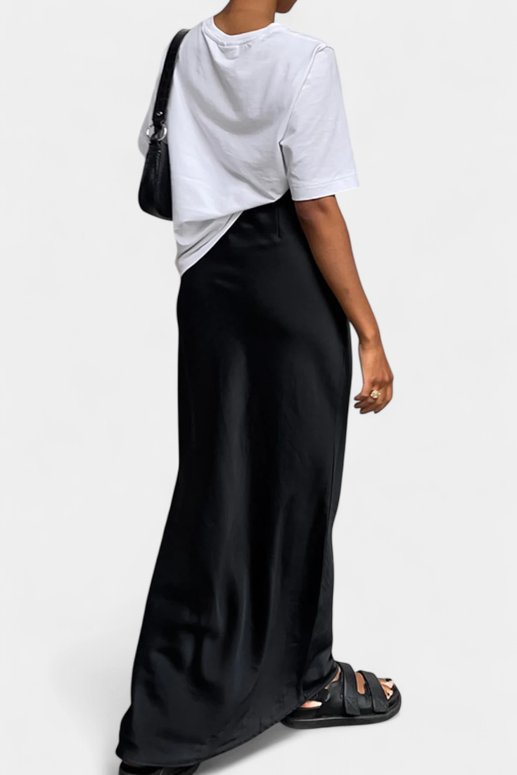 Fable Falda Maxi Utility Satin Negra Corte Fluido Estilo