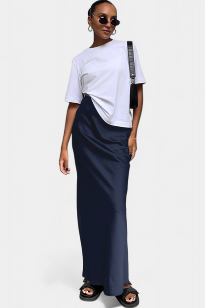 Fable Falda Maxi Utility Satin Negra Corte Fluido Estilo