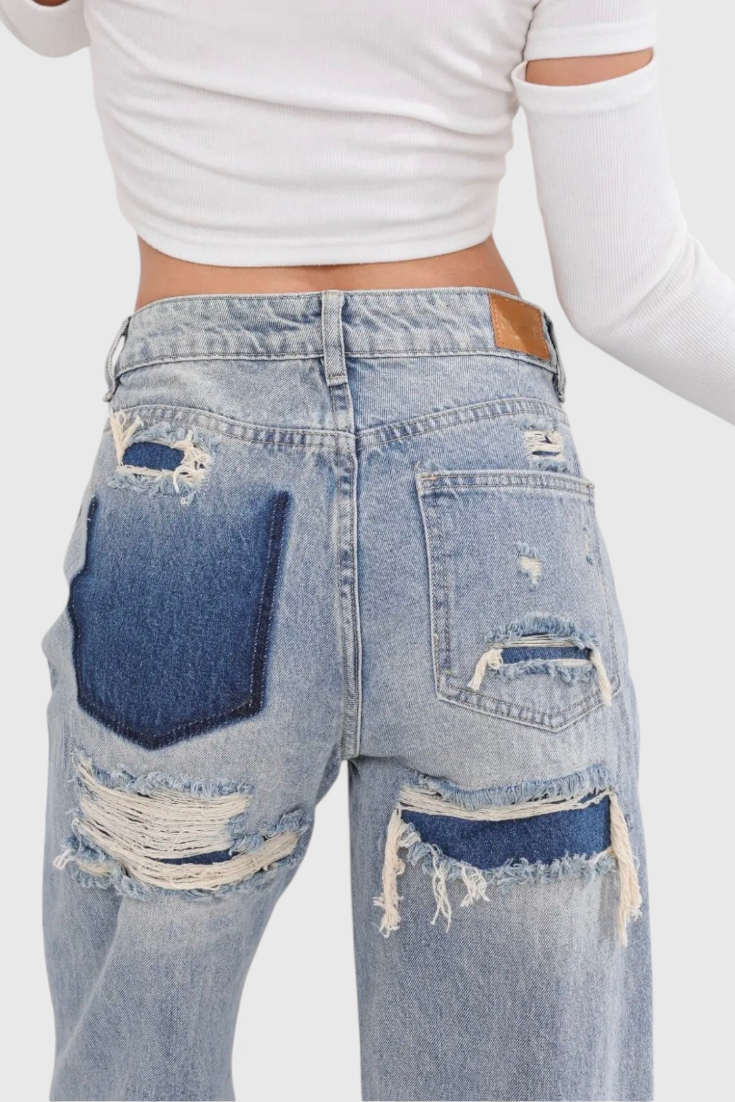 Roxie Jeans Cintura Alta Patchwork Trasero Desgastado